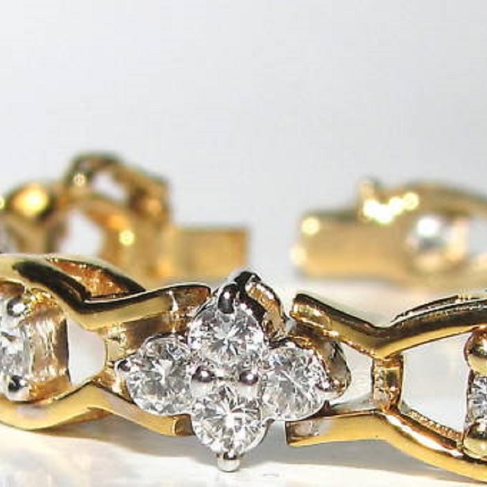 3.65Ct CLUSTERS DIAMOND BRACELET G VS 14KT*